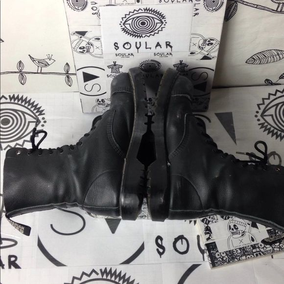 Black Men's Combat Boots 10eye vegan leather - Picture 9 of 11